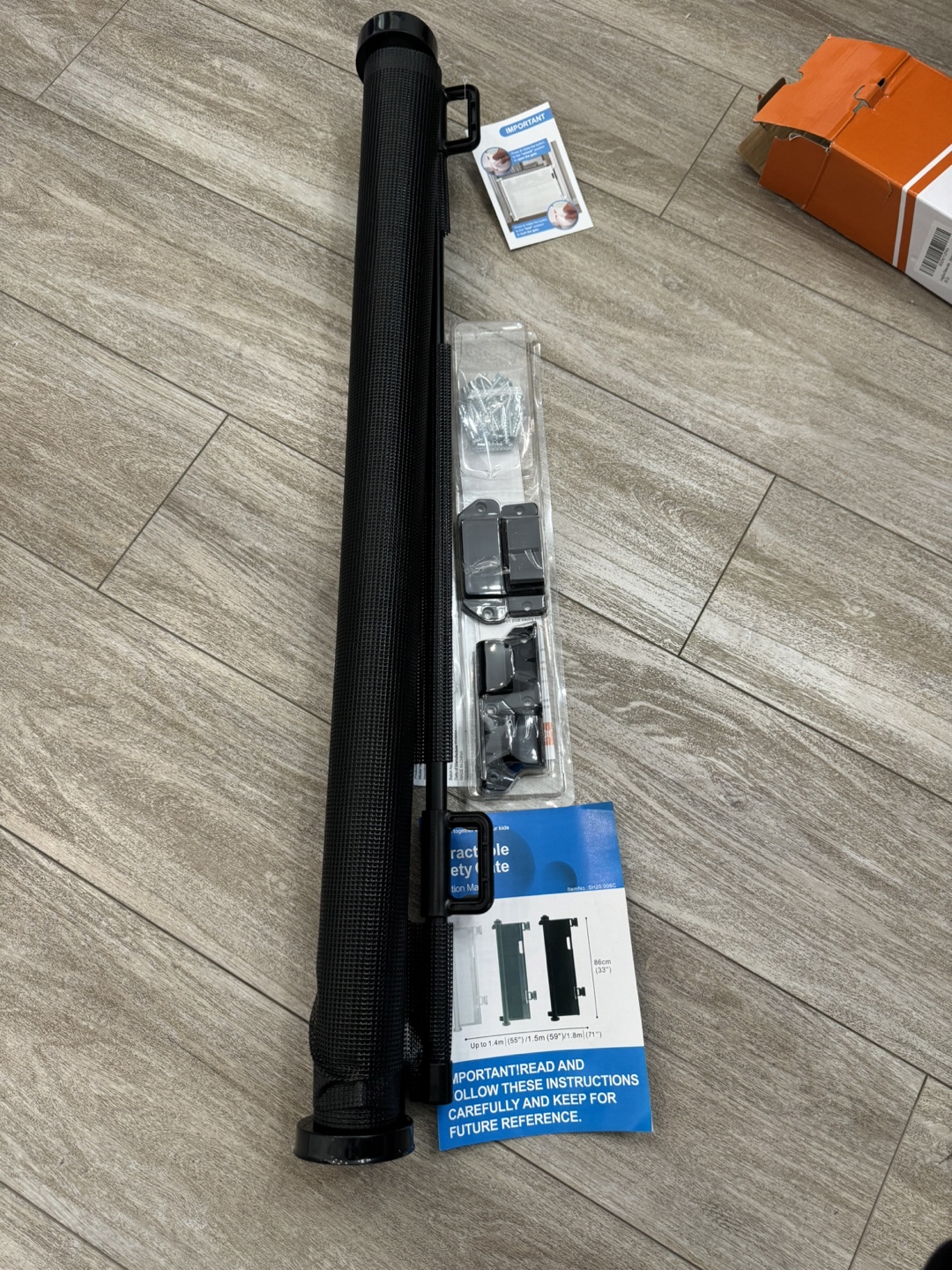 Retractable Baby Gate - 71 in wide