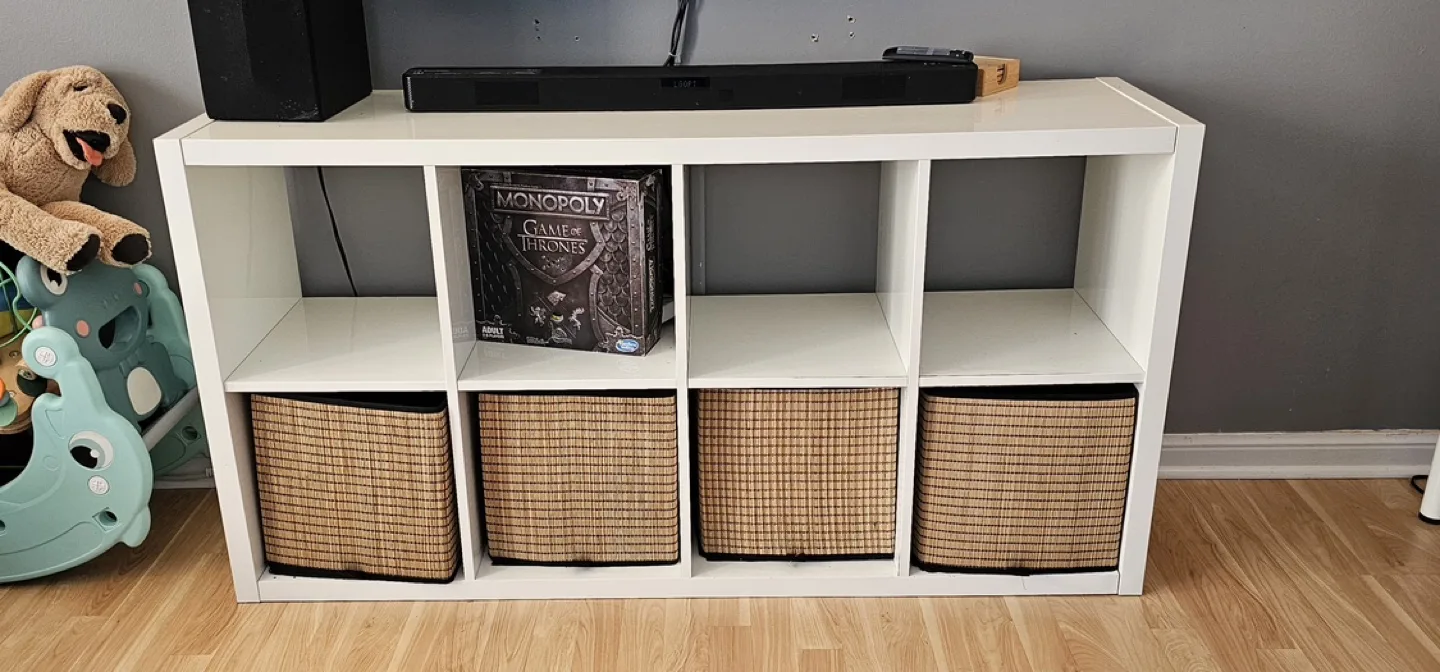 IKEA Kallax Shelf Unit with Baskets thumbnail