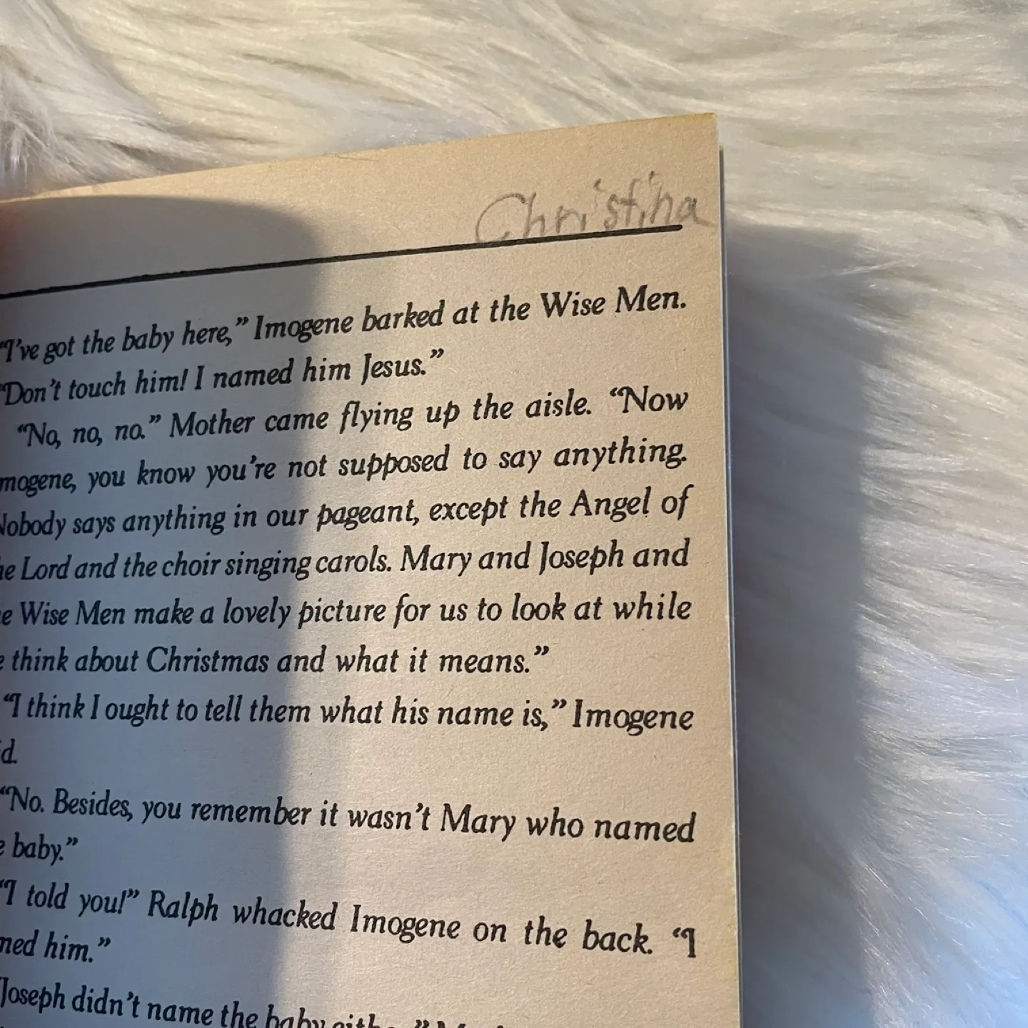 The Best Christmas Pageant Ever by Barbara Robinson image indicator(3)