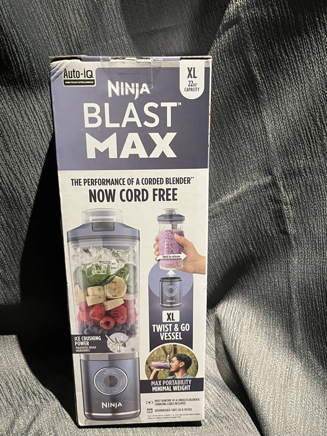 Ninja Blast Max Cordless Blender - XL 22oz thumbnail