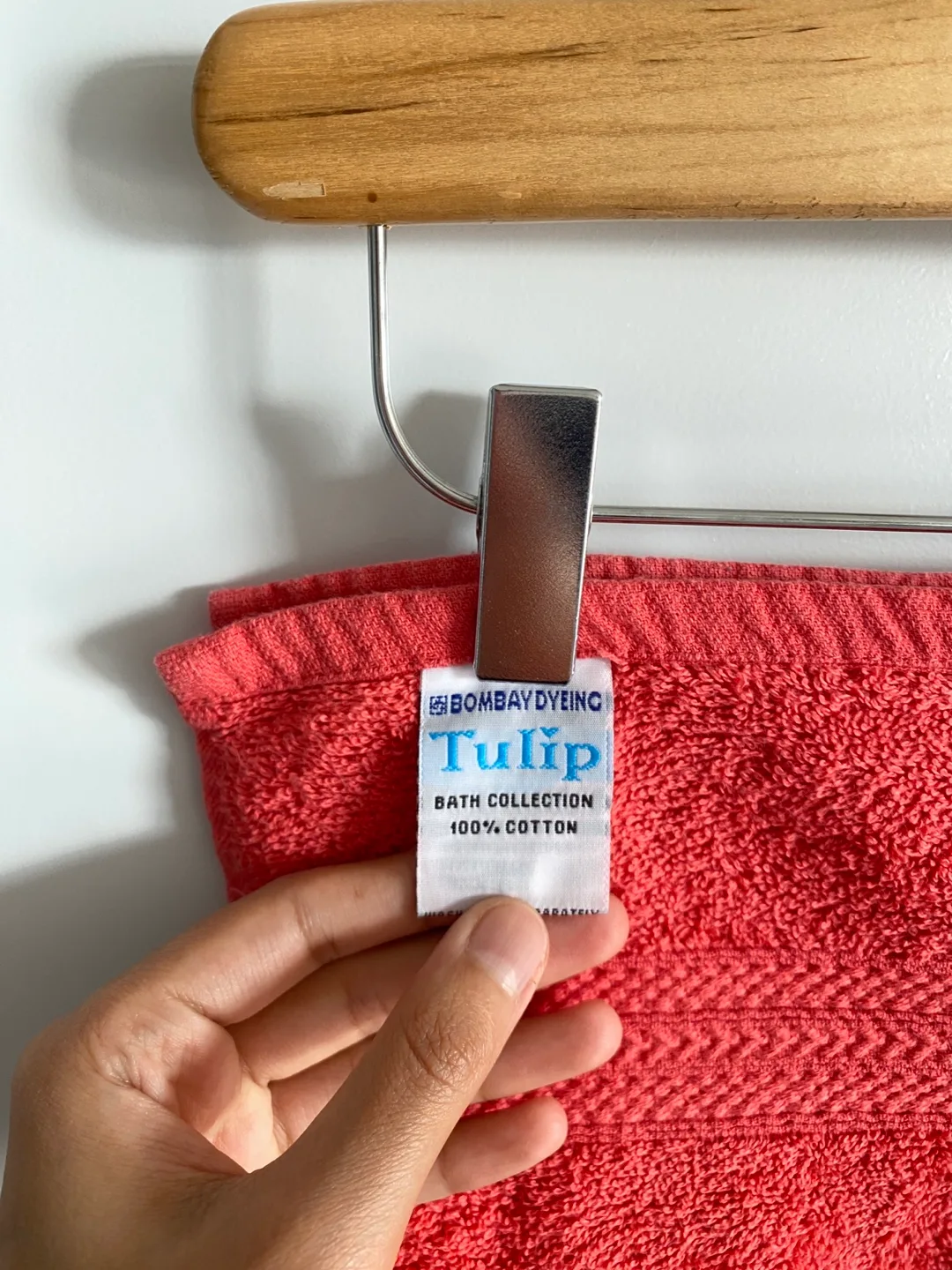 100% Cotton Brand NEW Towels (Set of 2) image indicator(2)