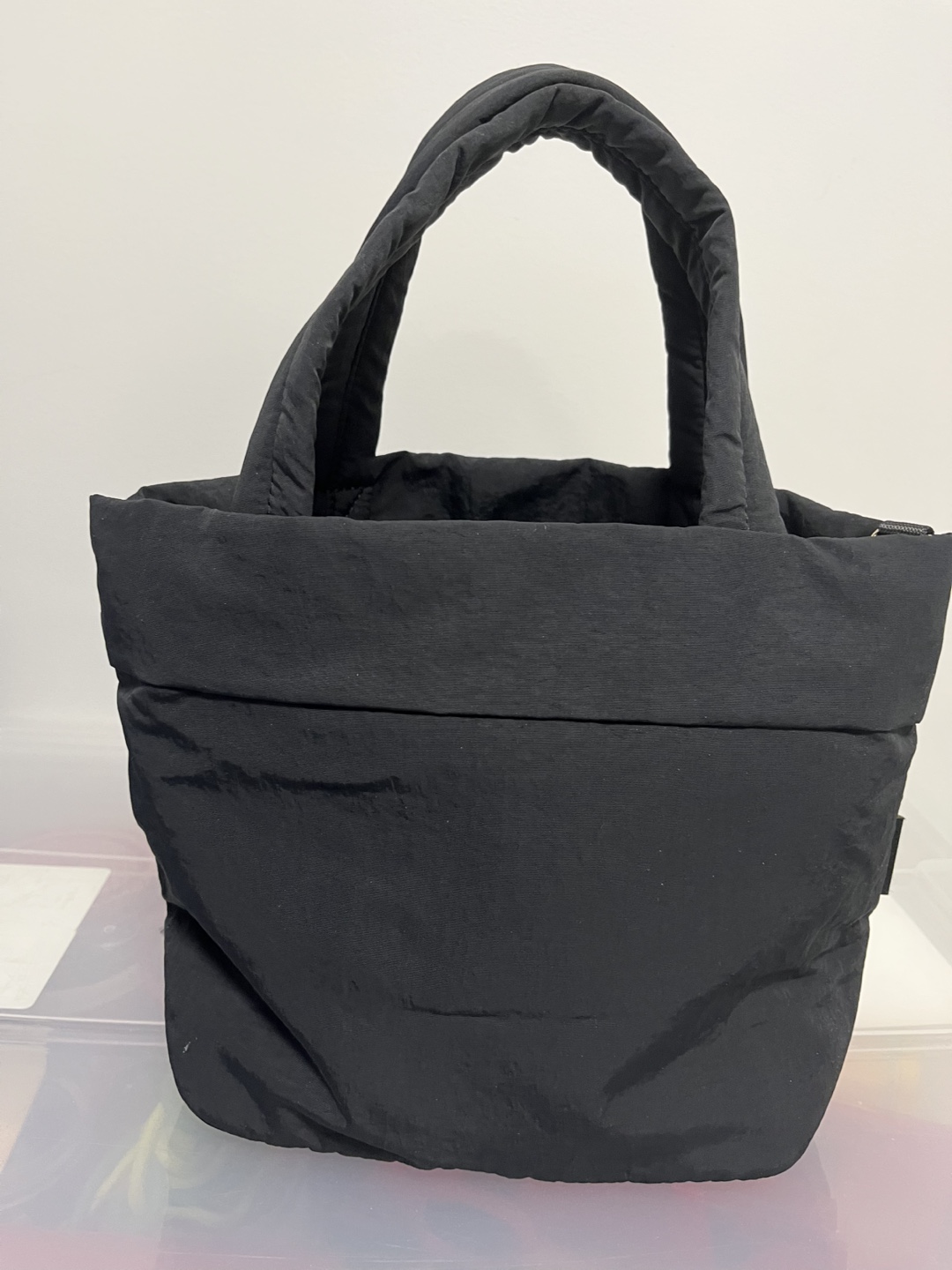 Lululemon On My Level Small Tote Bag 5L - Black/Gold - photo 3