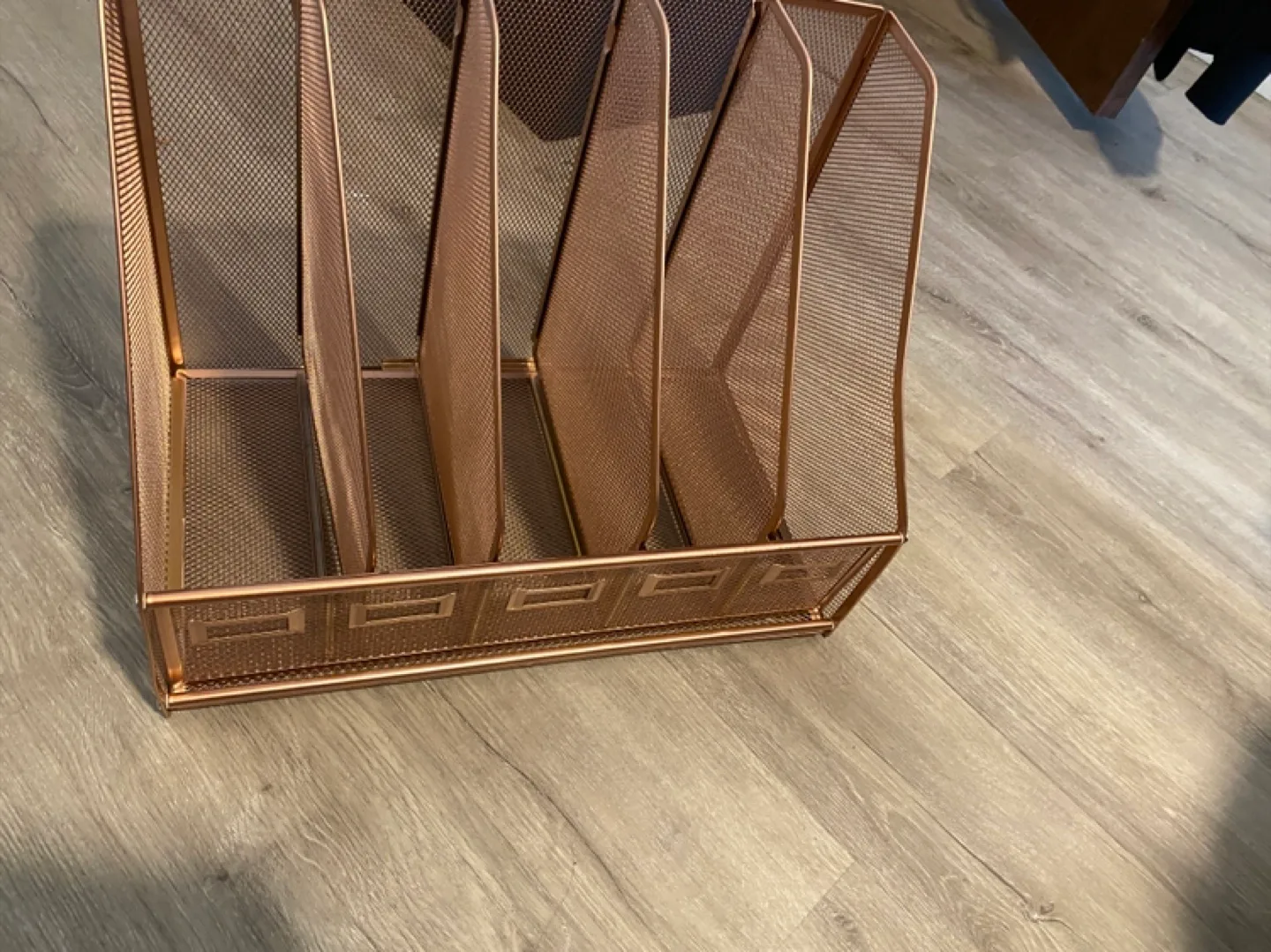 Rose Gold Metal Mesh File Organizer image indicator(4)