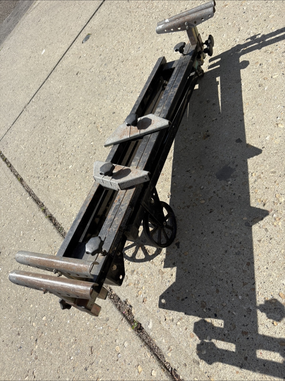 Adjustable Roller Stand