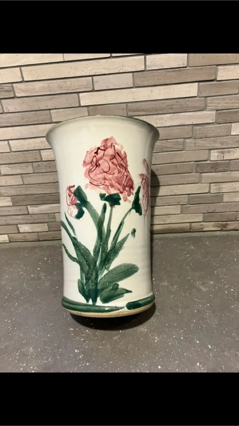 Vintage Handmade Vase thumbnail