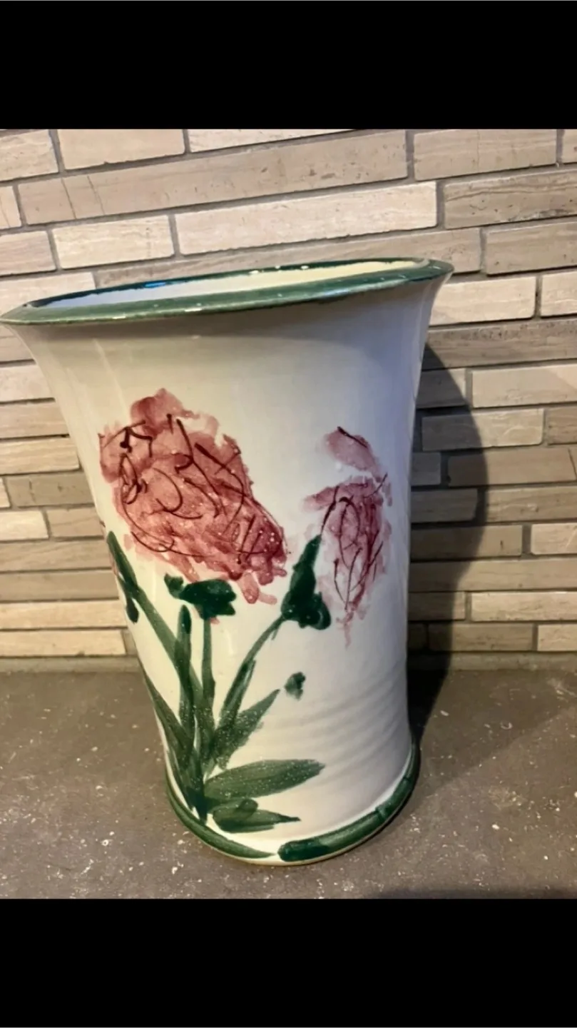 Vintage Handmade Vase image indicator(8)