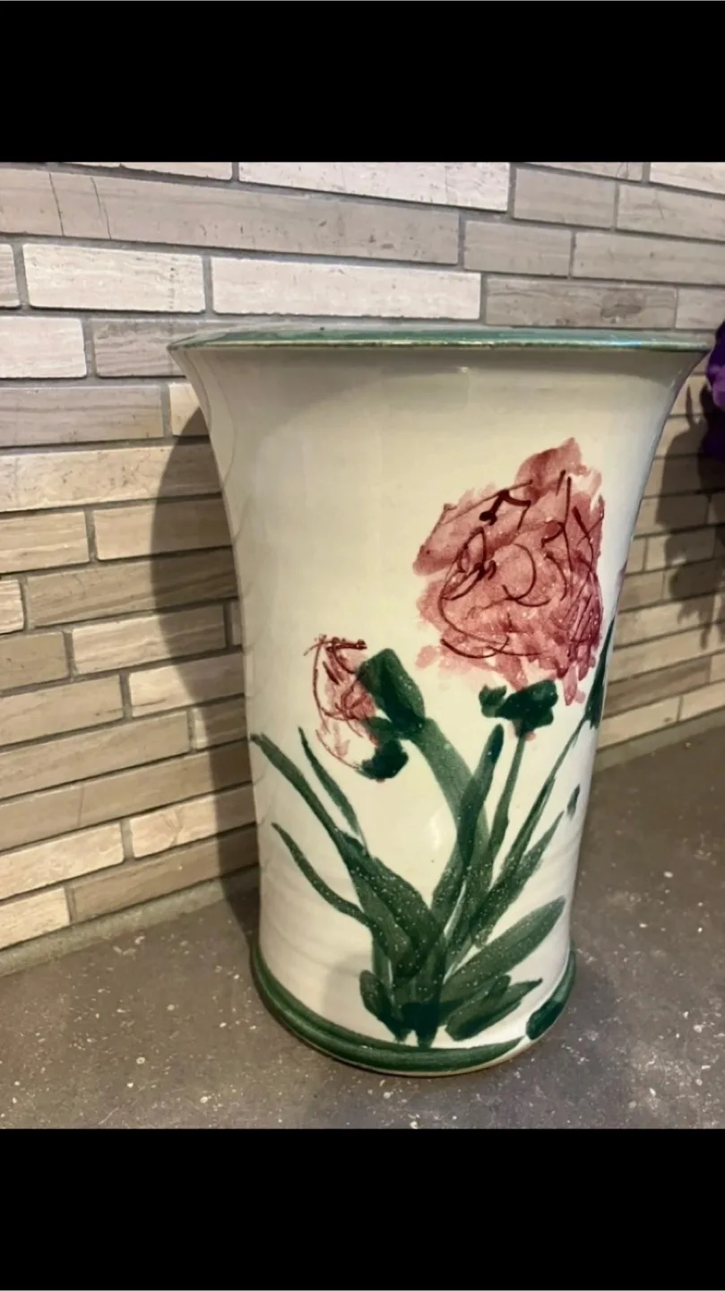 Vintage Handmade Vase image indicator(7)