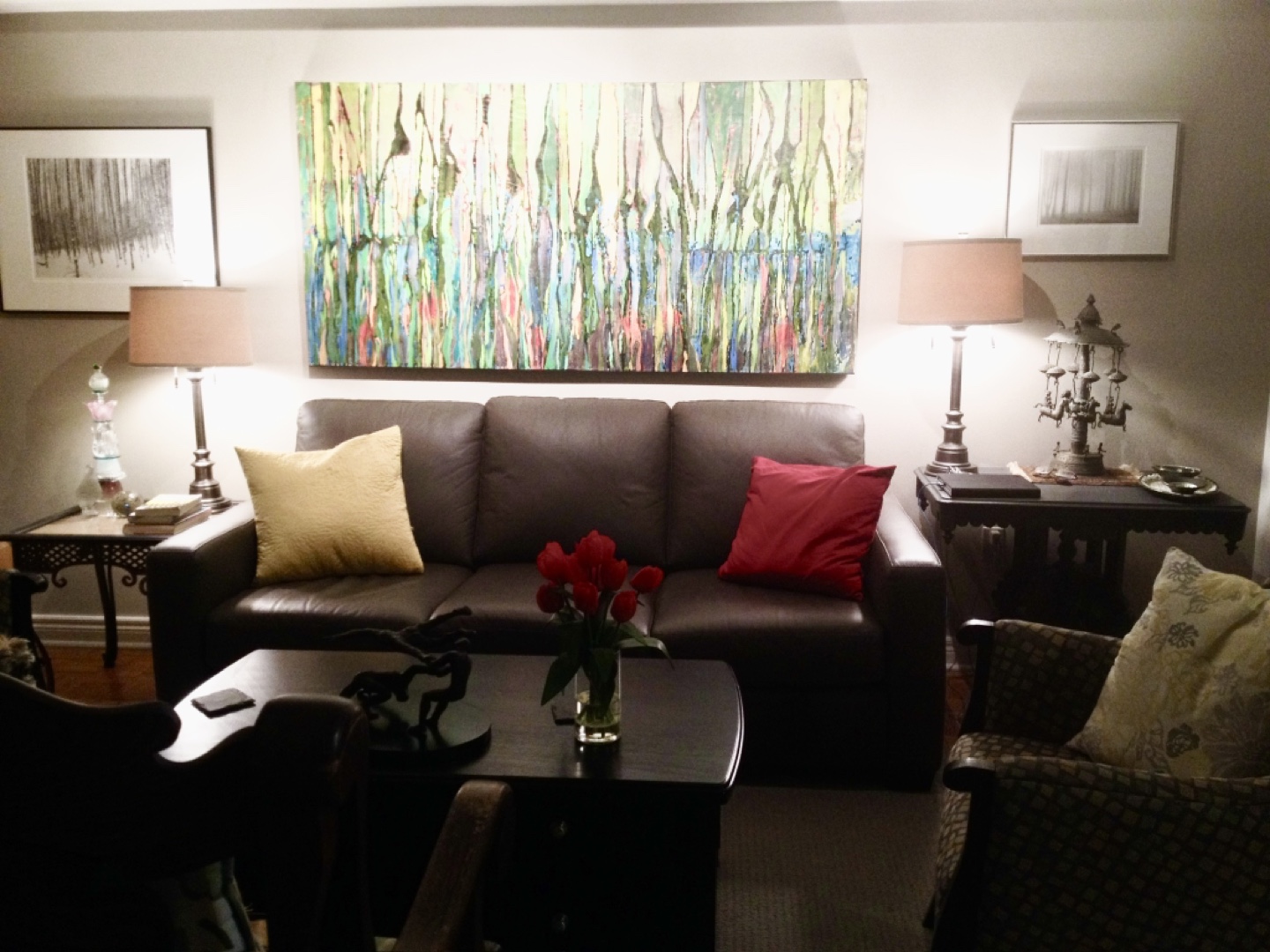 Large leather couch - photo 4