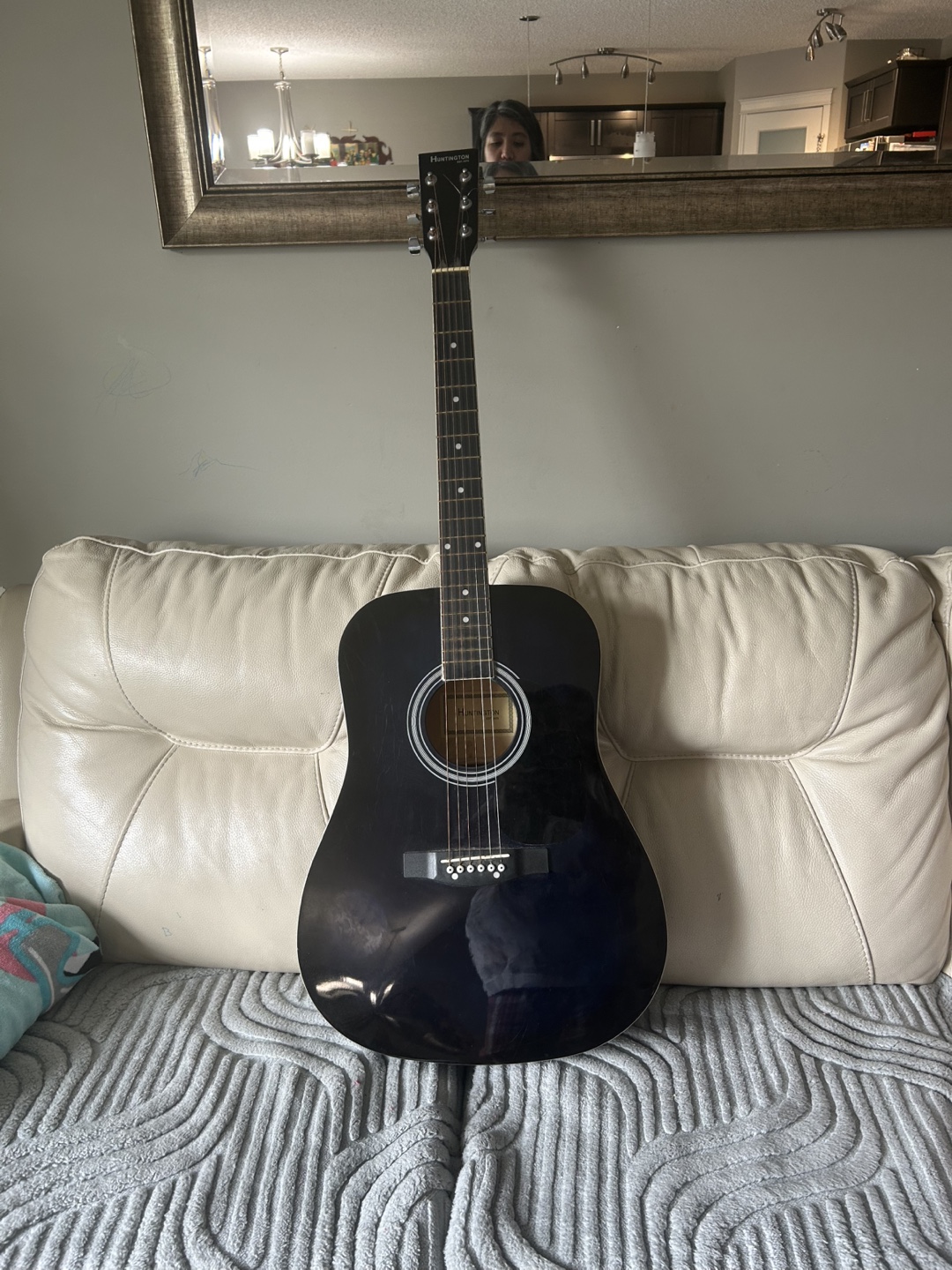 Huntington Black Acoustic Guitar - photo 2