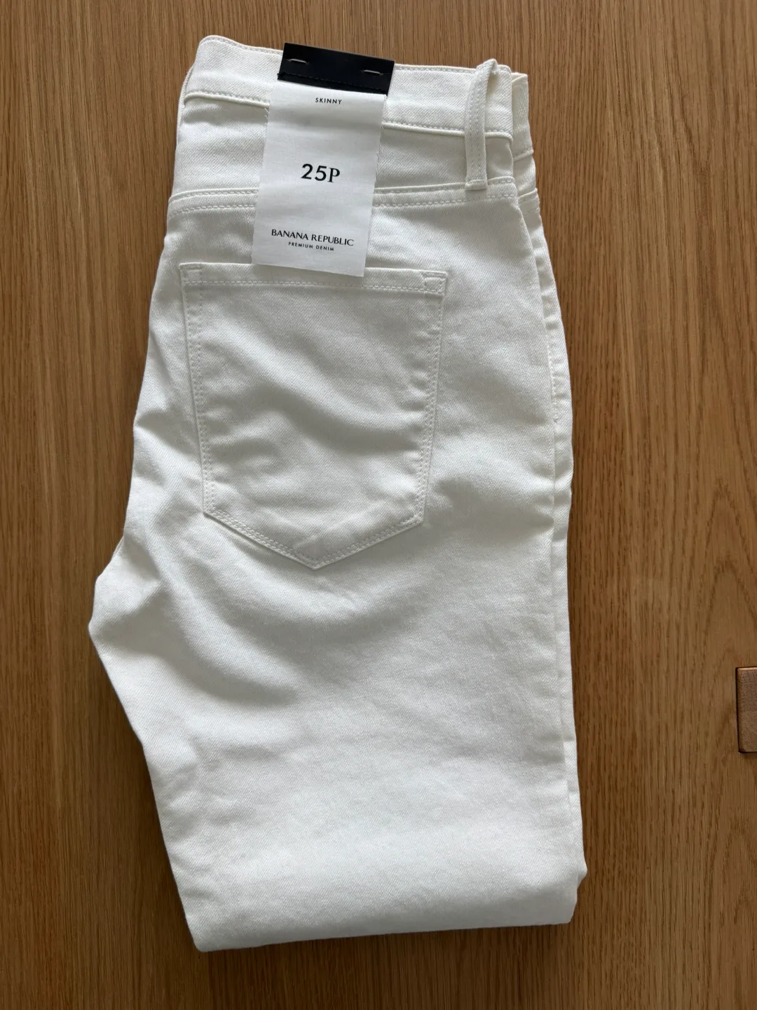 New Banana Republic White Skinny Jeans - 25P thumbnail