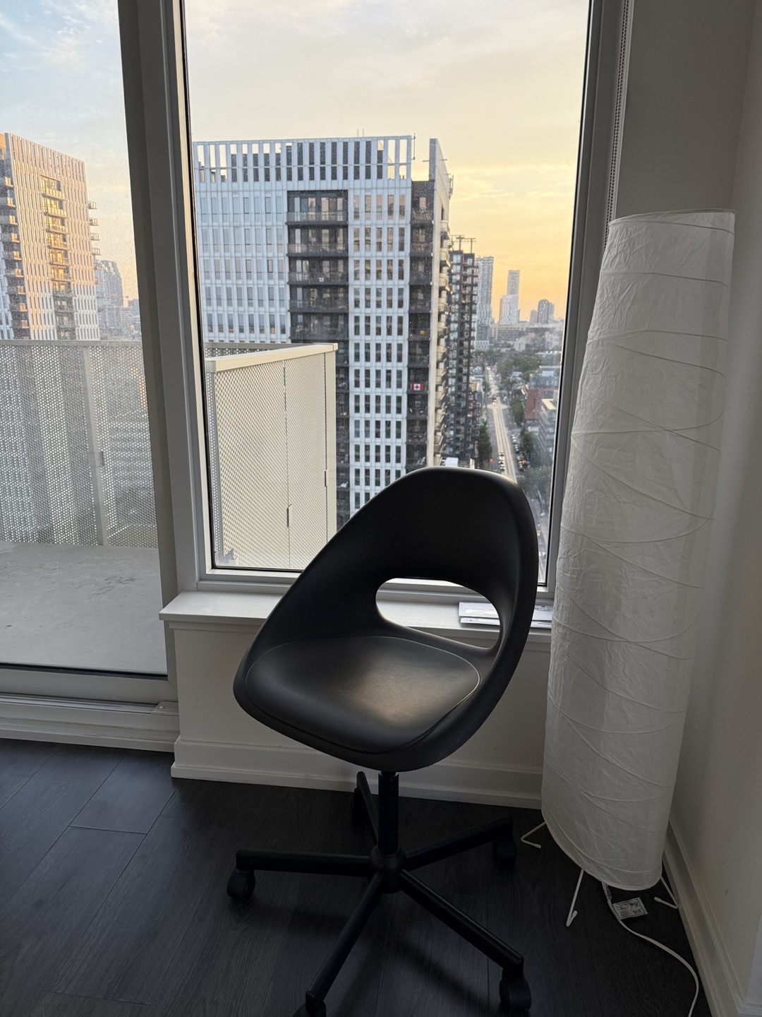 Swivel Chair - photo 2