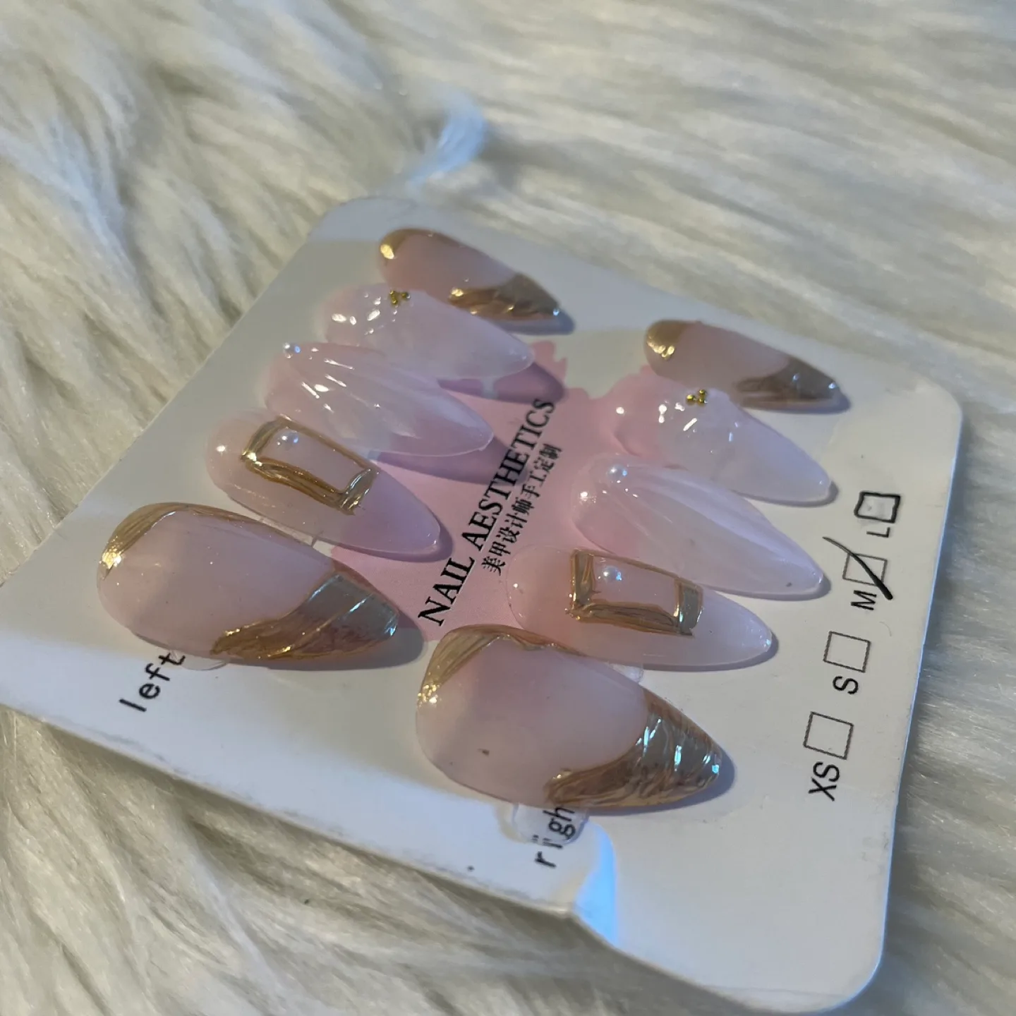 Nail Aesthetics Press-On Nails - Medium image indicator(2)