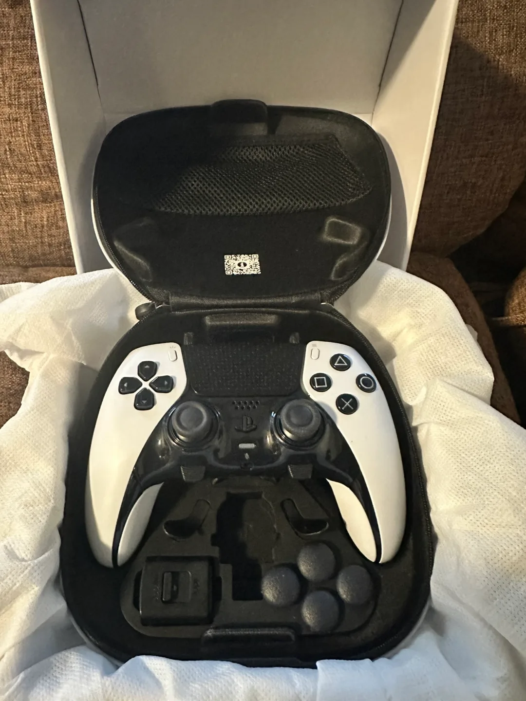 White DualSense Edge Controller (PS5) thumbnail