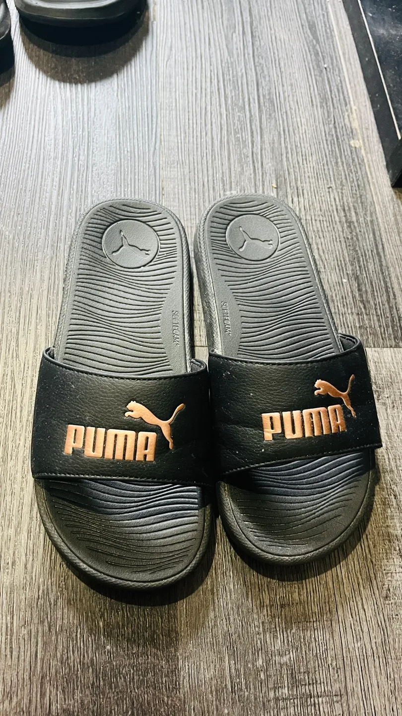Puma Slidefoam - Size 6 thumbnail