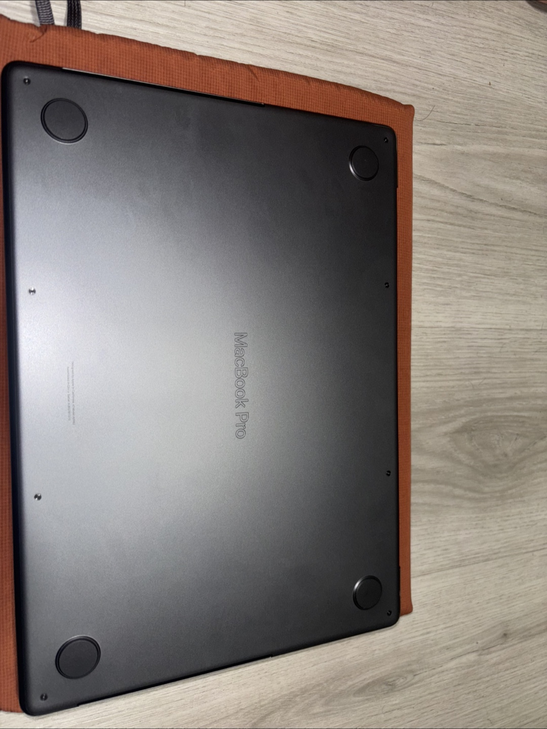 Macbook Pro 14" M3 Pro - 18GB/512 GB - photo 4