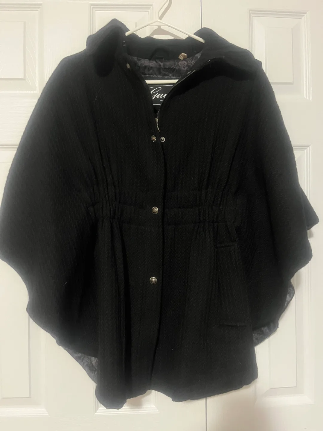 Guess Black Cape - Size M thumbnail