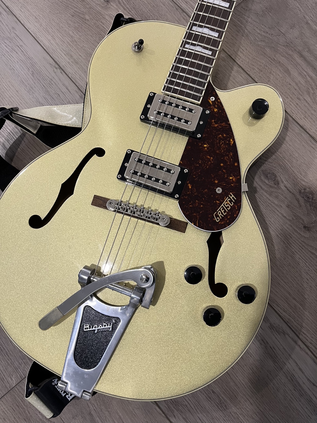 Gretsch Electric Guitar - photo 3