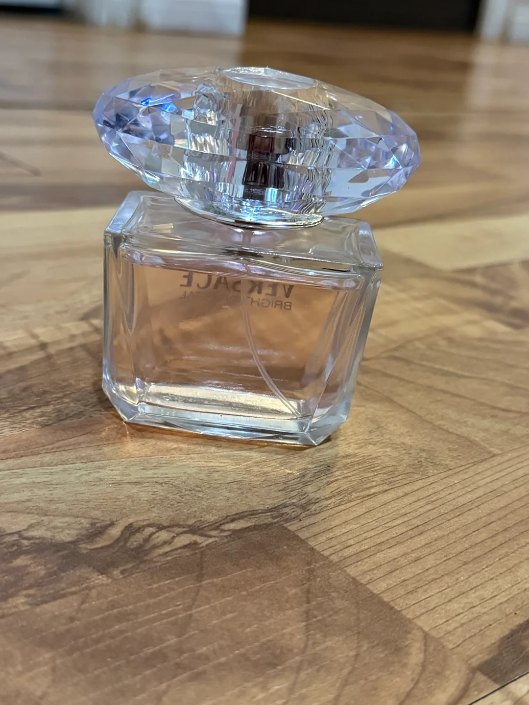 Versace Bright Crystal Eau de Toilette 90ml image indicator(6)