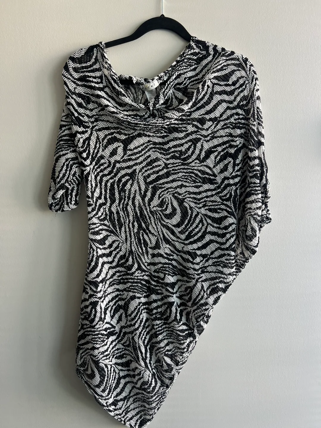 Y2K Zebra Print Top - Size XL thumbnail