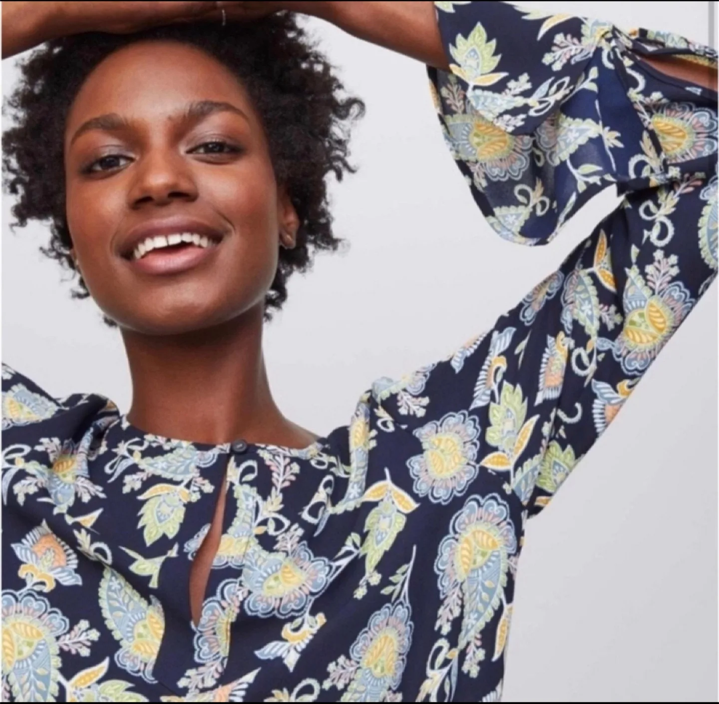 LOFT Paisley Print Blouse - Size Small 🇨🇦 image indicator(2)