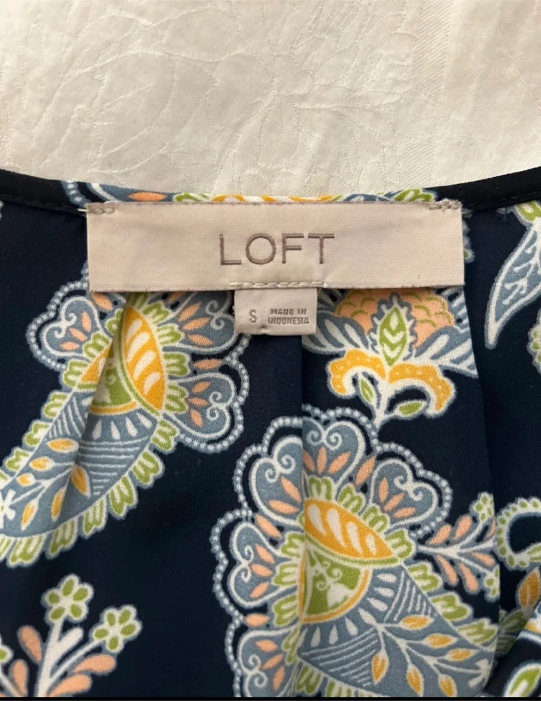 LOFT Paisley Print Blouse - Size Small 🇨🇦 image indicator(5)