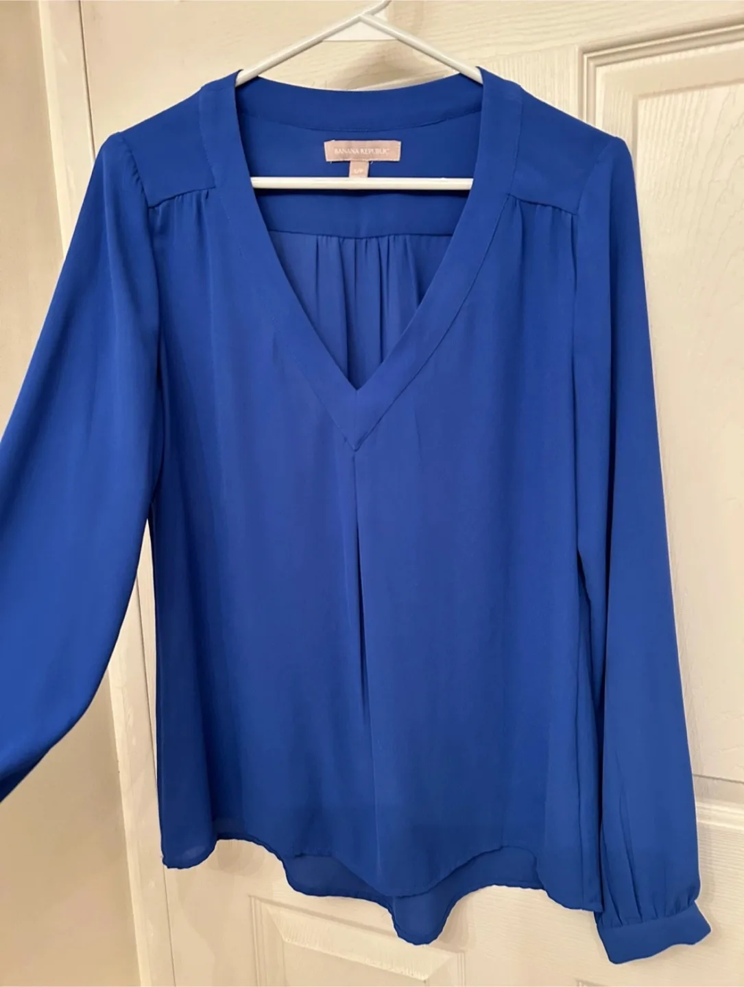 Banana Republic Royal Blue V-Neck Blouse 🇨🇦 thumbnail