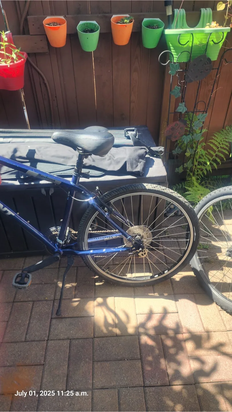 Giant Sedona Bike image indicator(2)