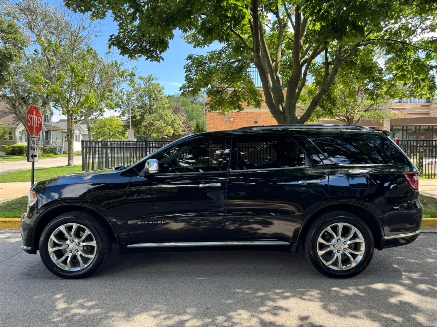 2017 Dodge Durango · Citadel Sport Utility 4D image indicator(4)