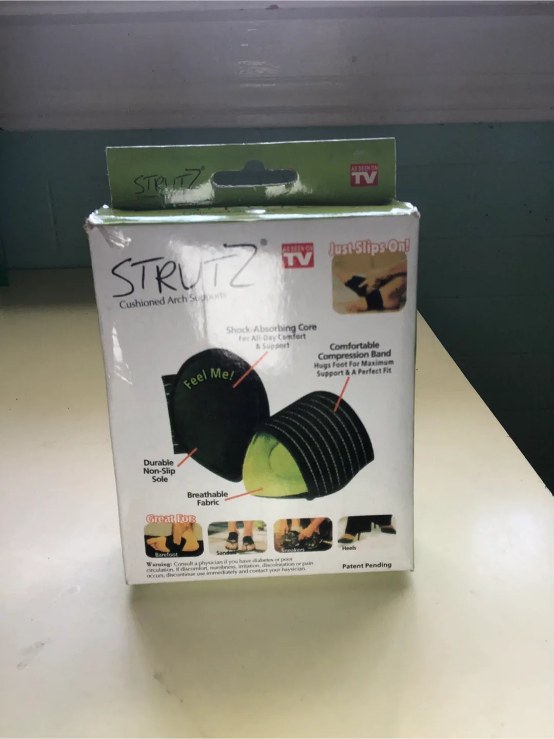 STRUTZ Cushioned Arch Supports - New in Box! thumbnail