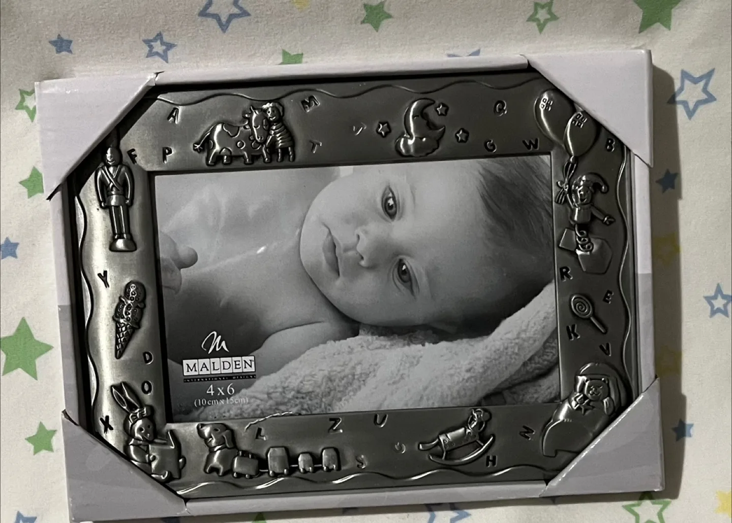 Malden 4x6 Picture Frame - New in Box! thumbnail