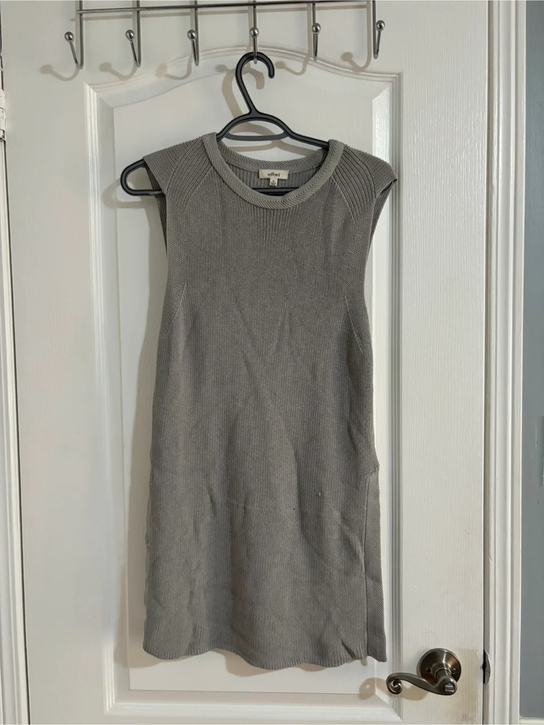 Wilfred Free Grey Sleeveless Knit Top thumbnail