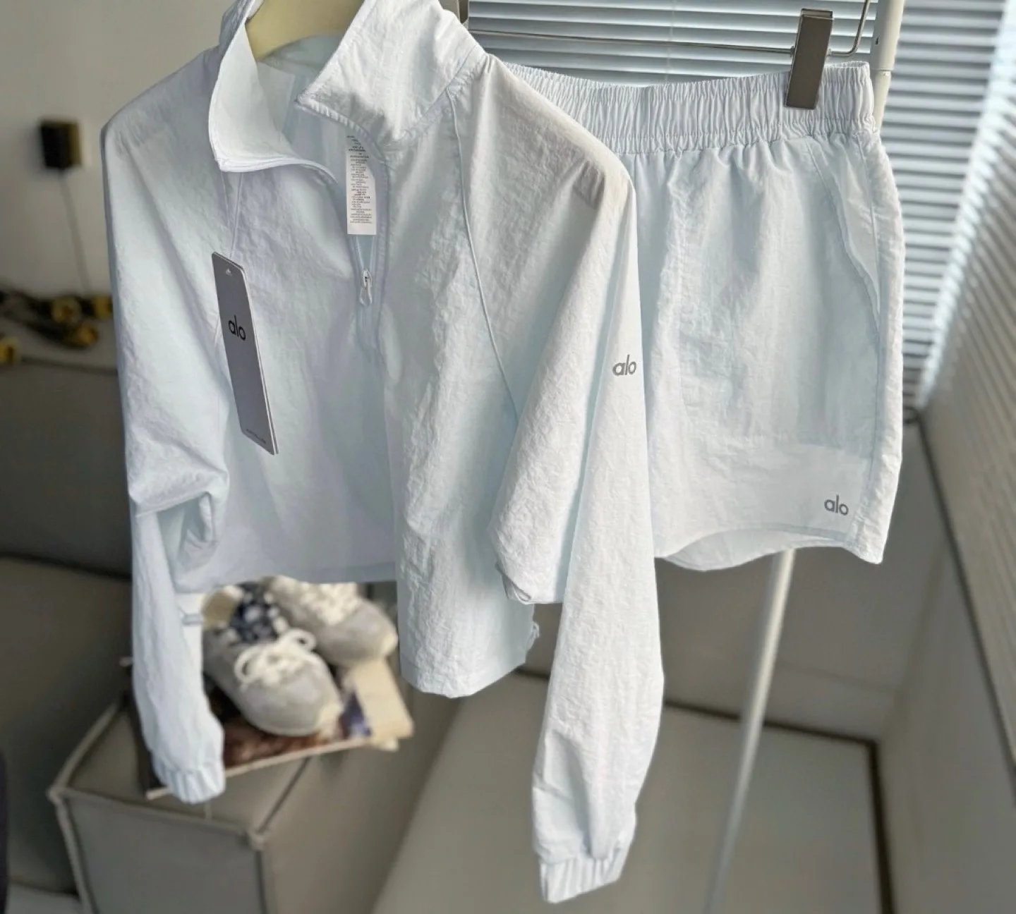 ALO Alumni Set - Jacket & Shorts image indicator(3)