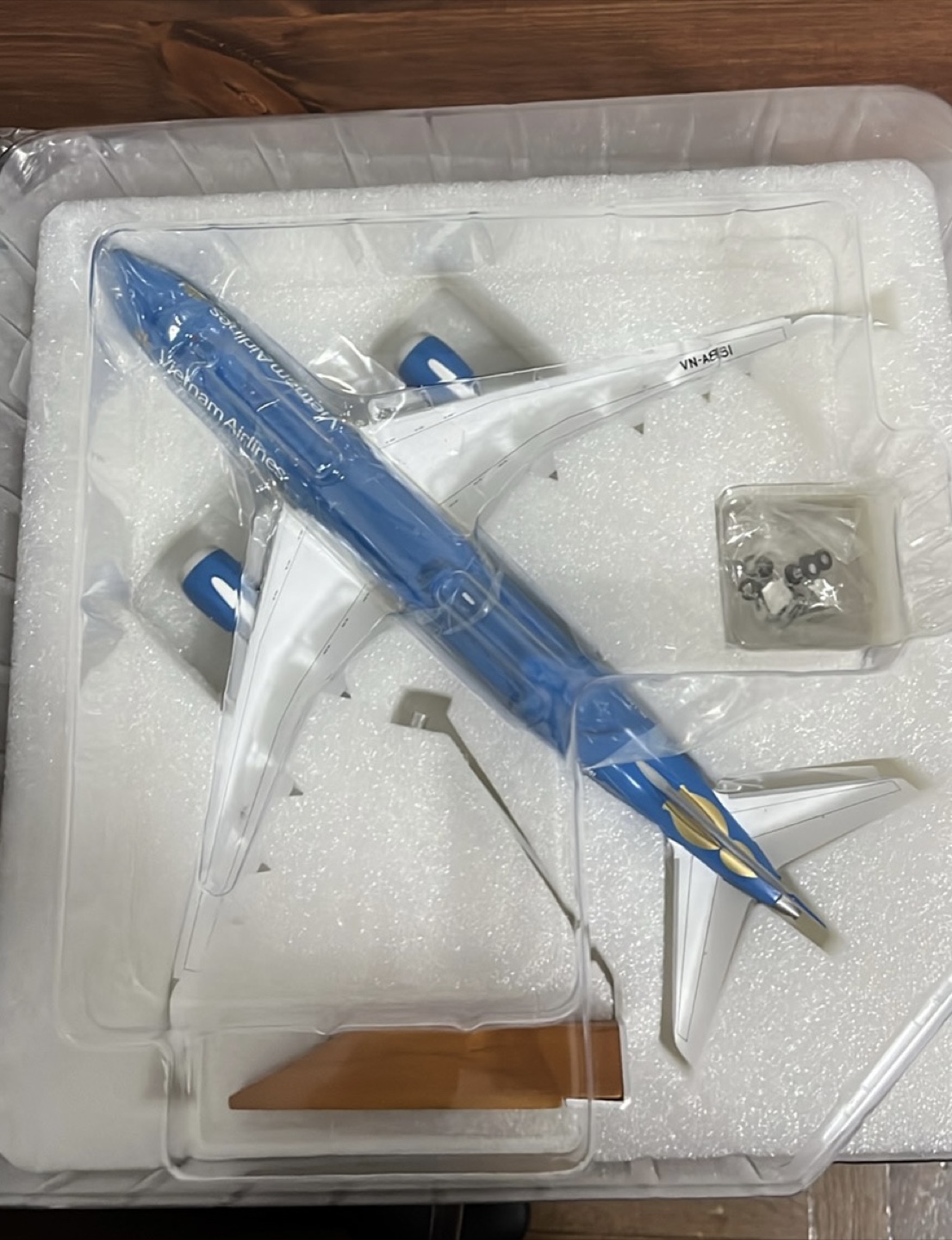 Gemini200 Vietnam Airlines Boeing 787-9 metal Model - photo 3