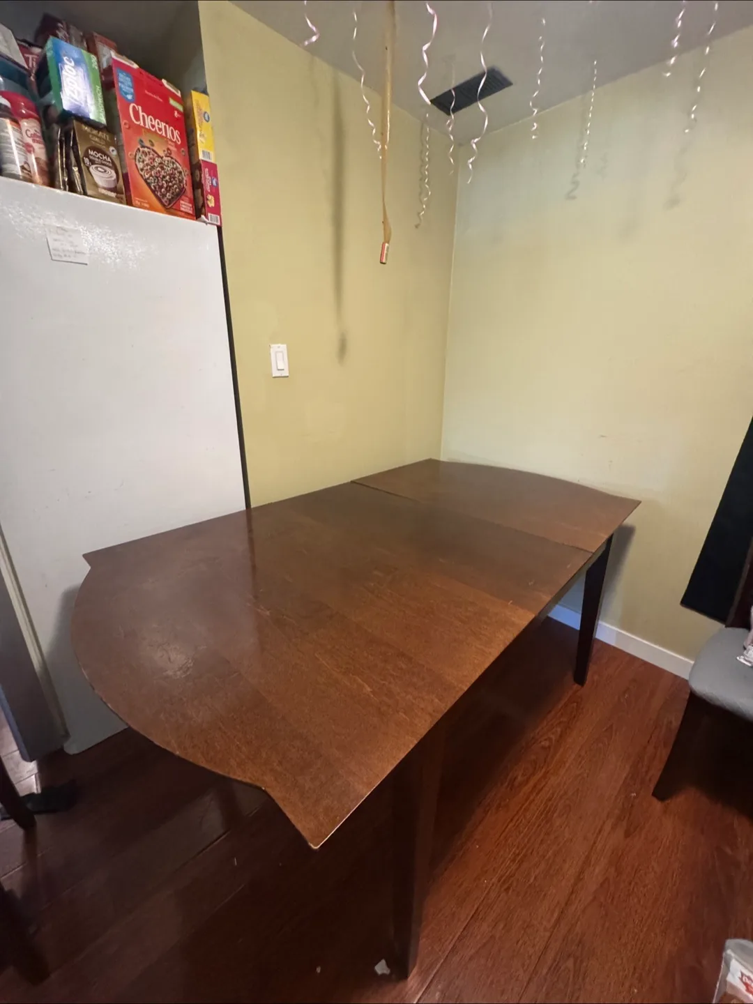 Extendable Wooden Dining Table🇨🇦 image indicator(4)