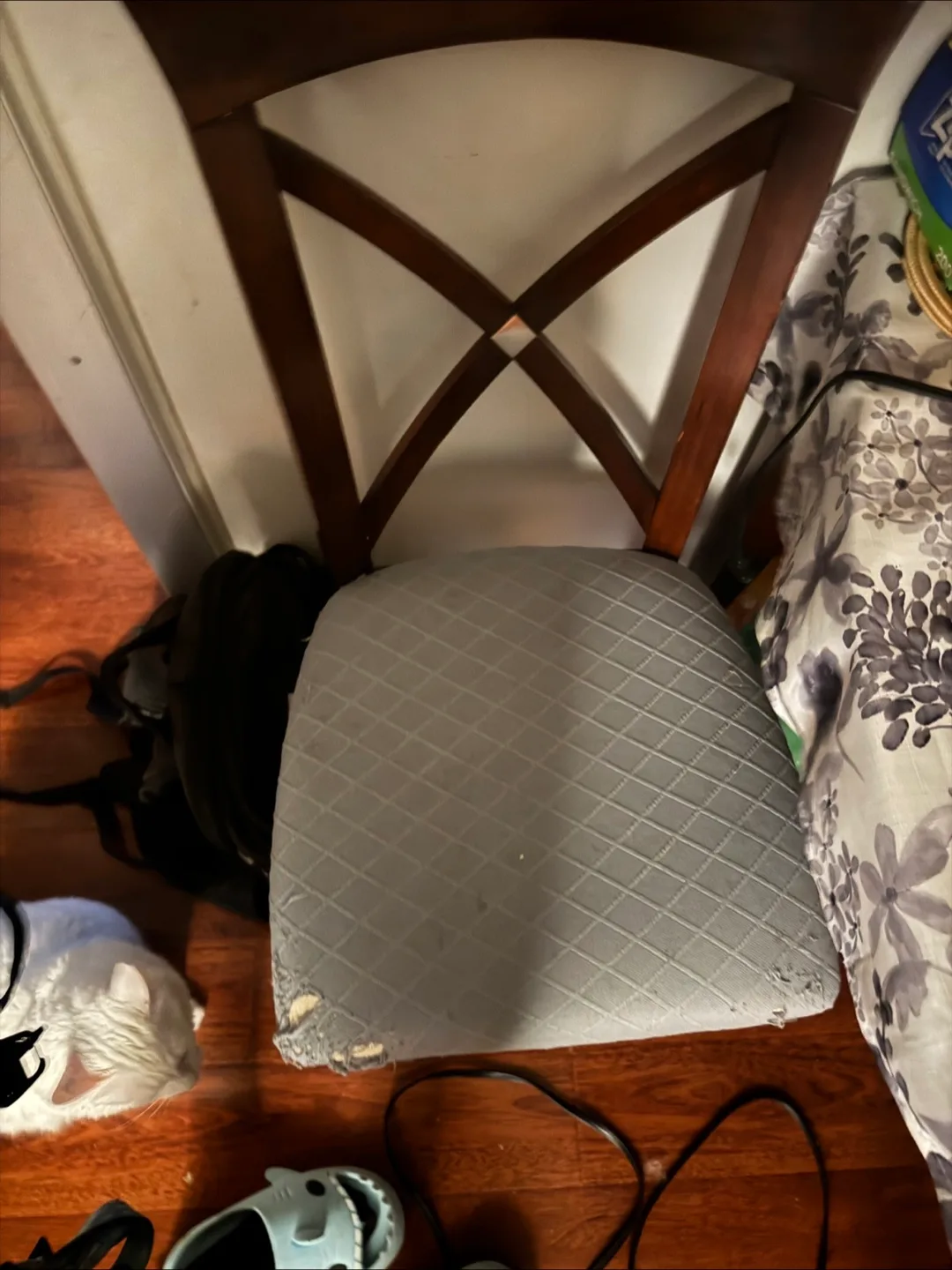 Extendable Wooden Dining Table🇨🇦 image indicator(8)