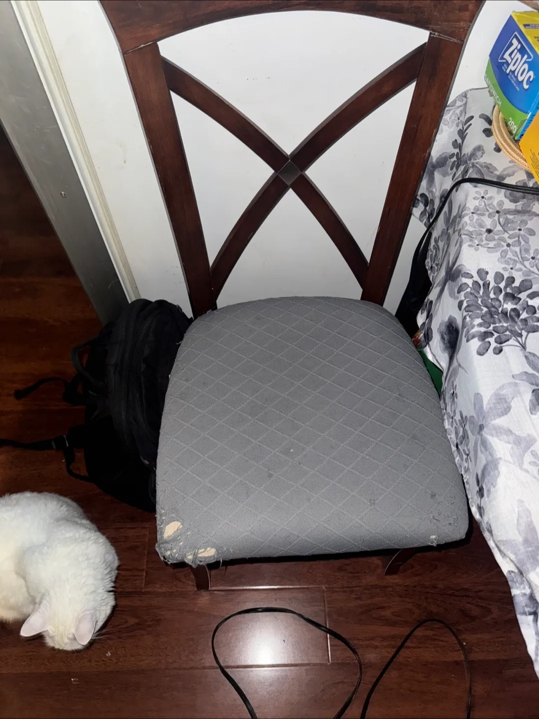 Extendable Wooden Dining Table🇨🇦 image indicator(9)