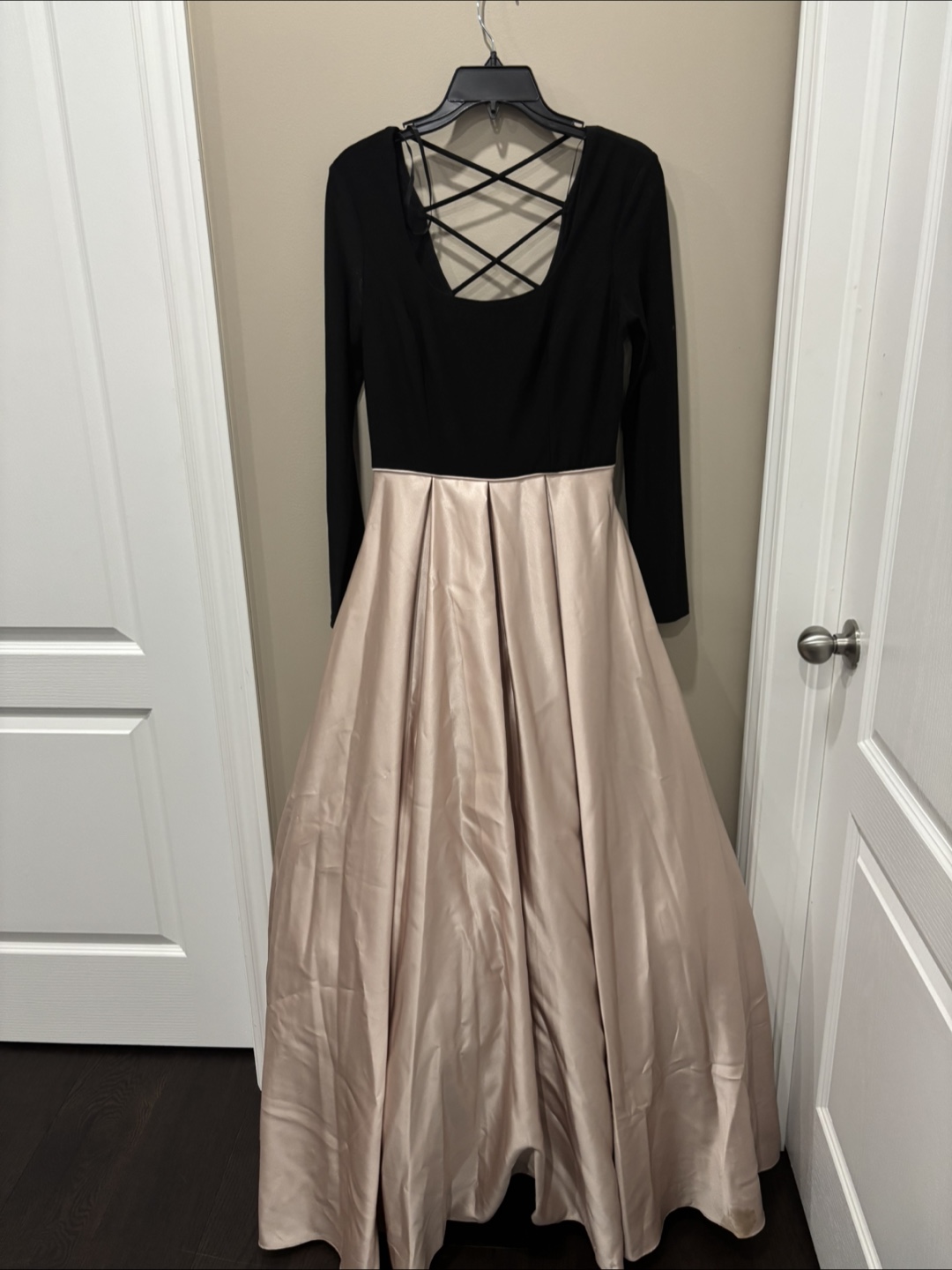 Black & Champagne Long Sleeve Dress