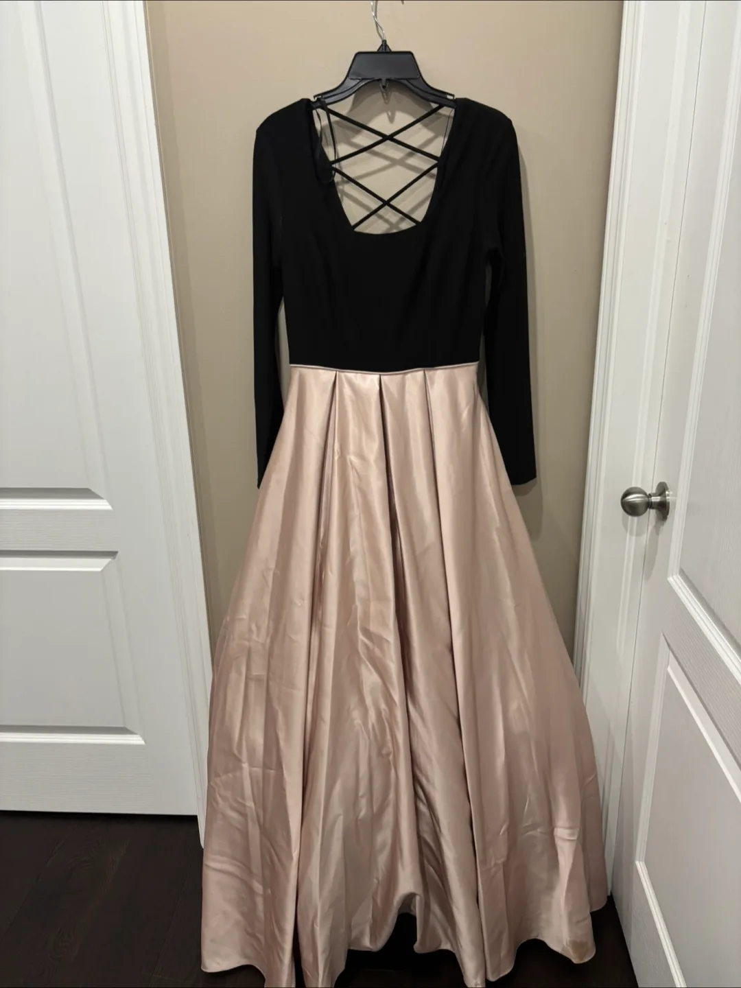 Black & Champagne Long Sleeve Dress thumbnail
