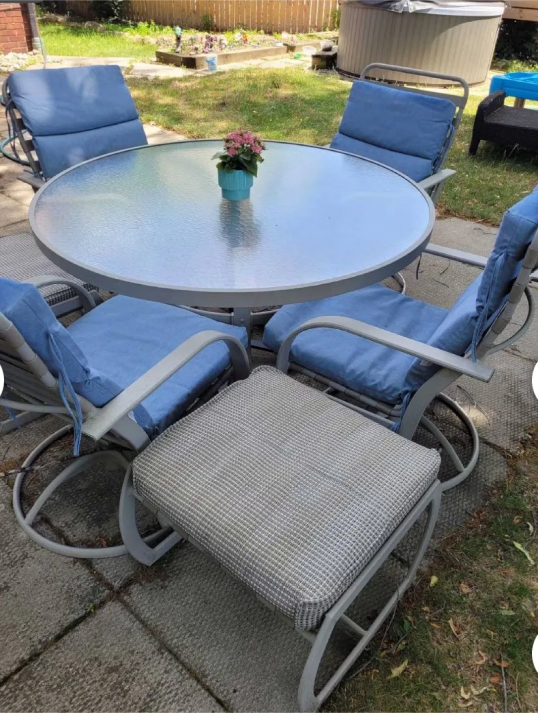 Patio Set with Table, 4 Chairs & Ottoman thumbnail