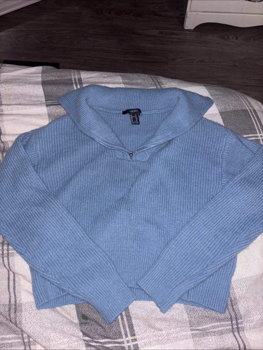 Forever 21 Blue XS Cropped Knit Sweater thumbnail