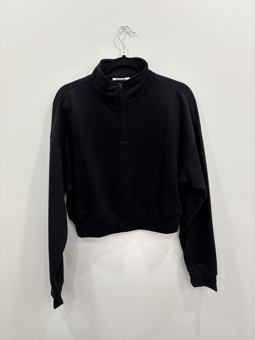 Black 1/2 Zip Cropped Sweatshirt
