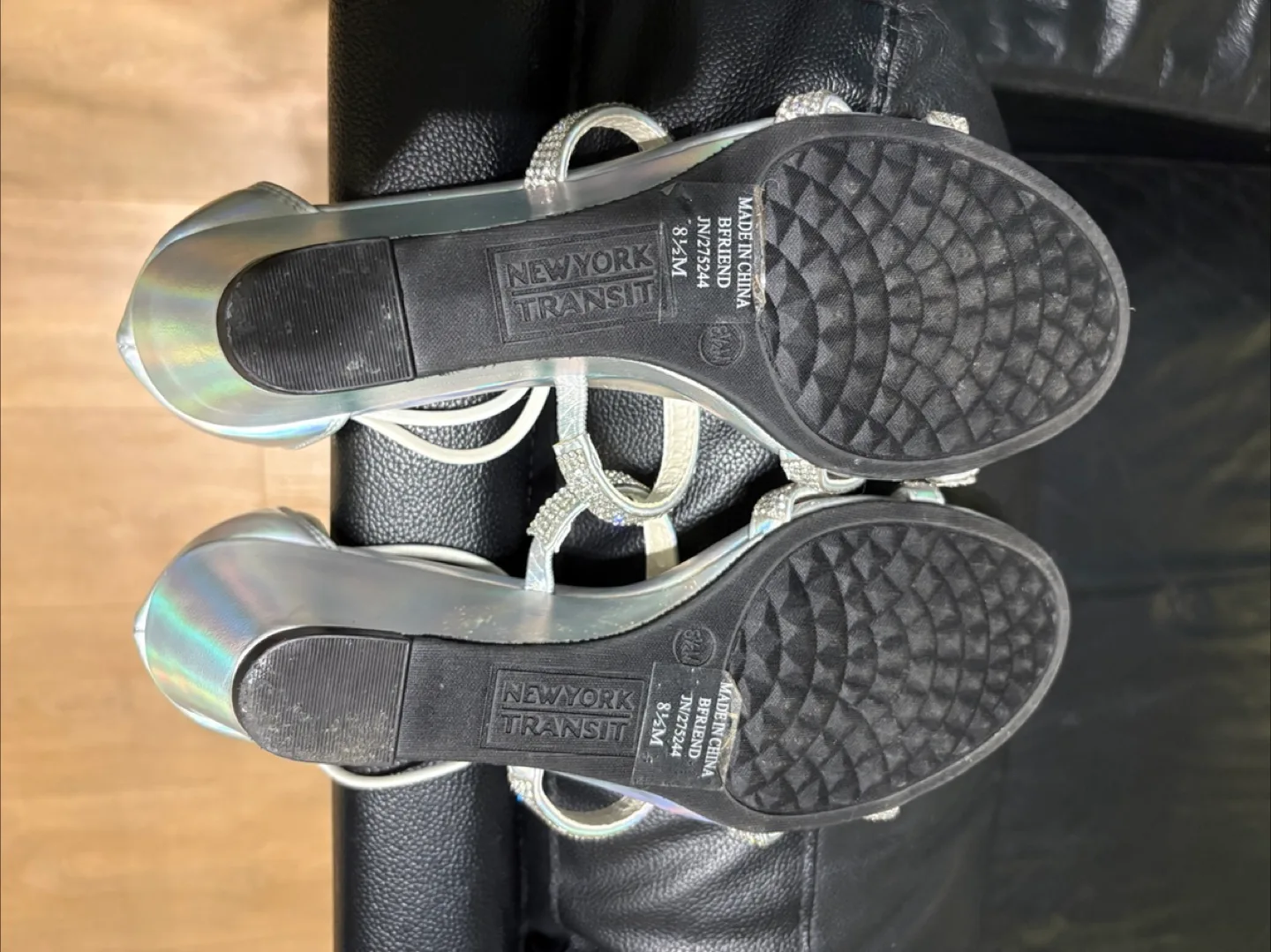 Wedding Silver Rhinestone Sandals Size 8.5 image indicator(3)