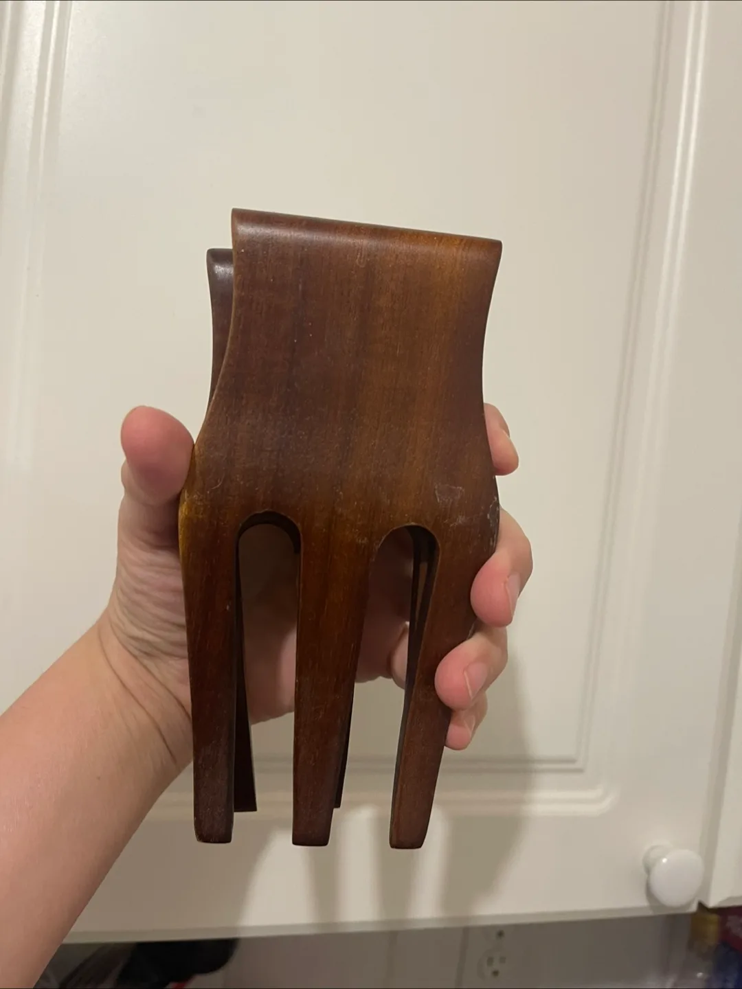 🇨🇦 Brand new Wooden Salad Hands thumbnail