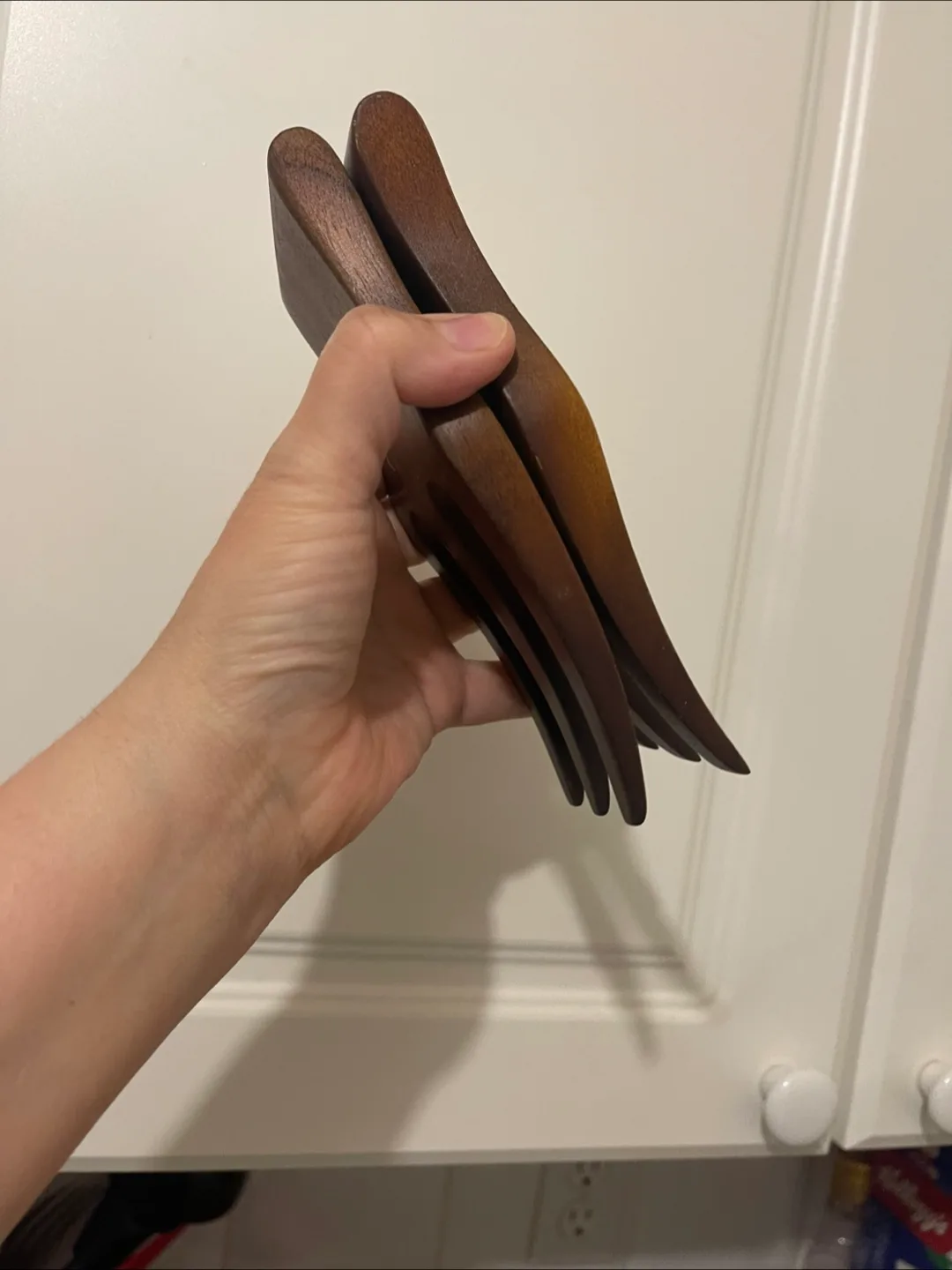 🇨🇦 Brand new Wooden Salad Hands image indicator(4)