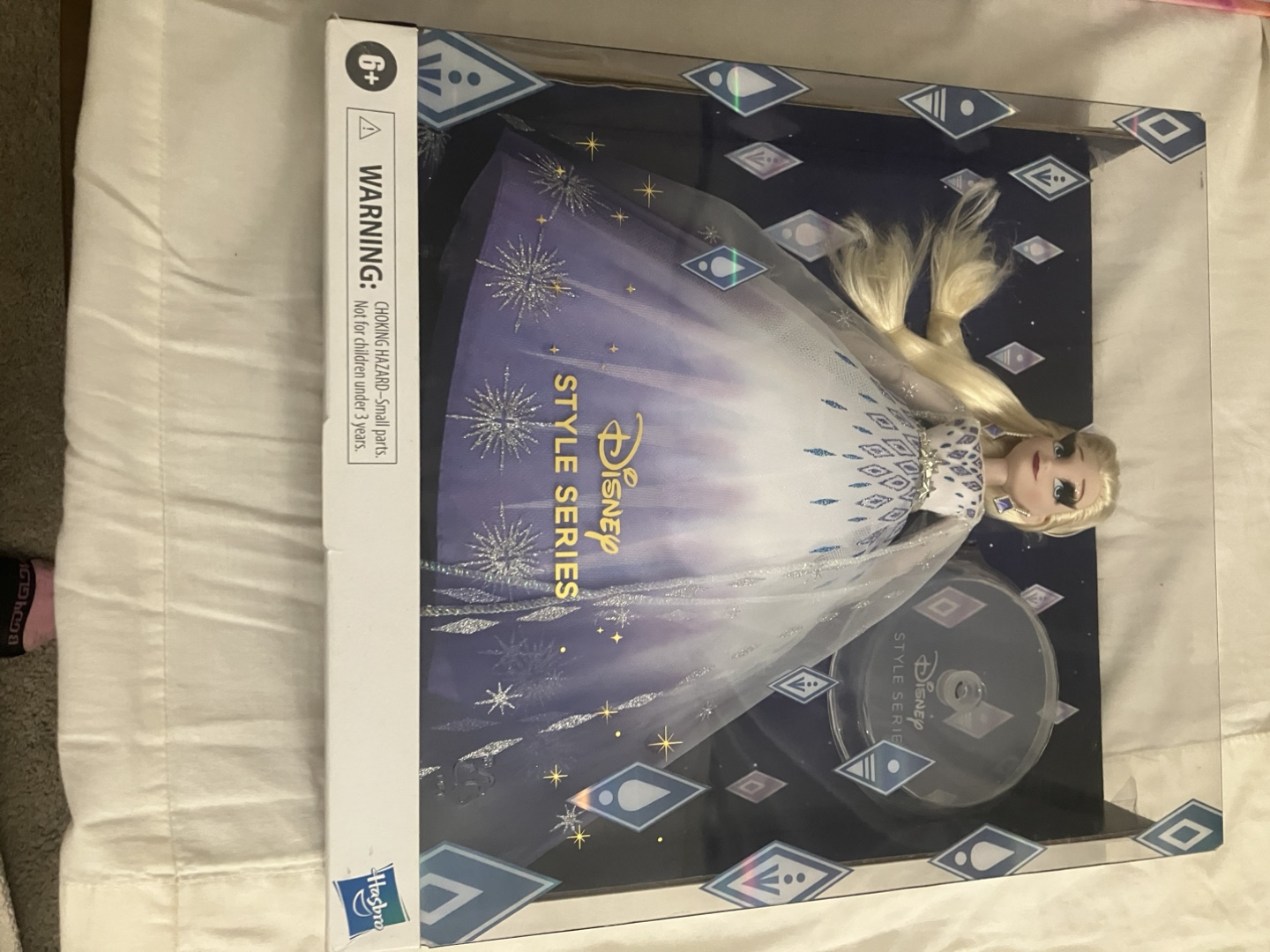Disney Style Series Elsa Doll - New in Box! - photo 3