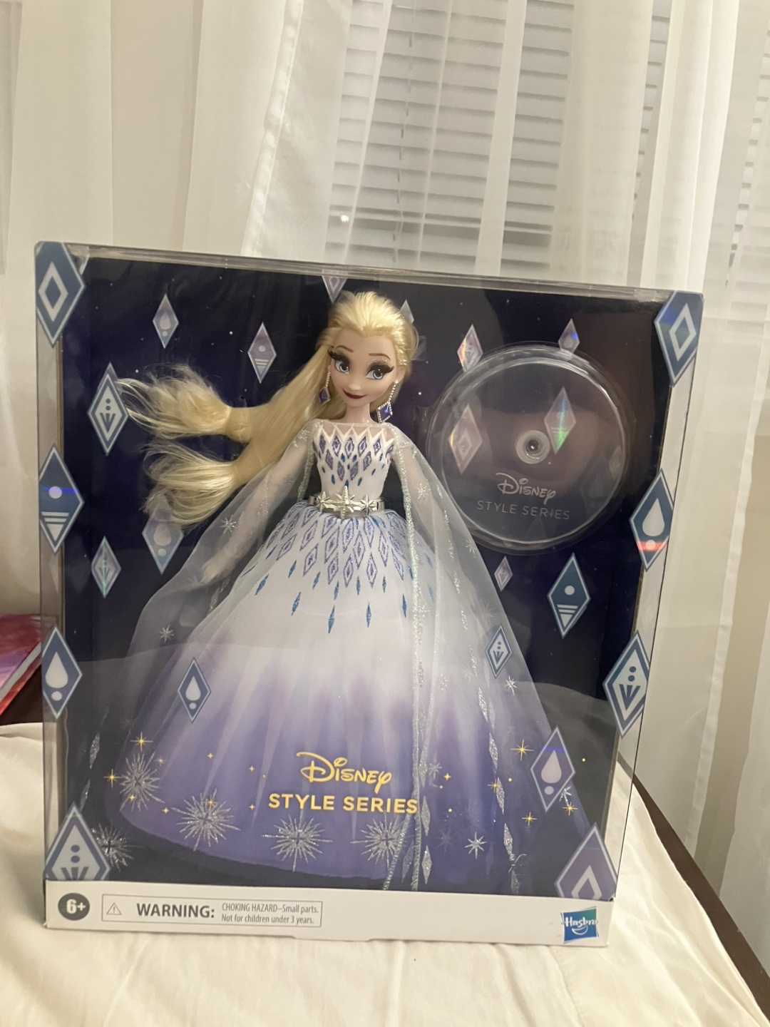 Disney Style Series Elsa Doll - New in Box! - photo 2