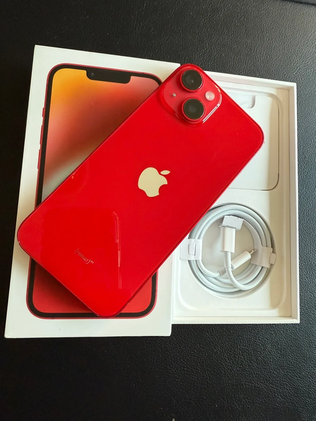 iPhone 14 256GB Red thumbnail