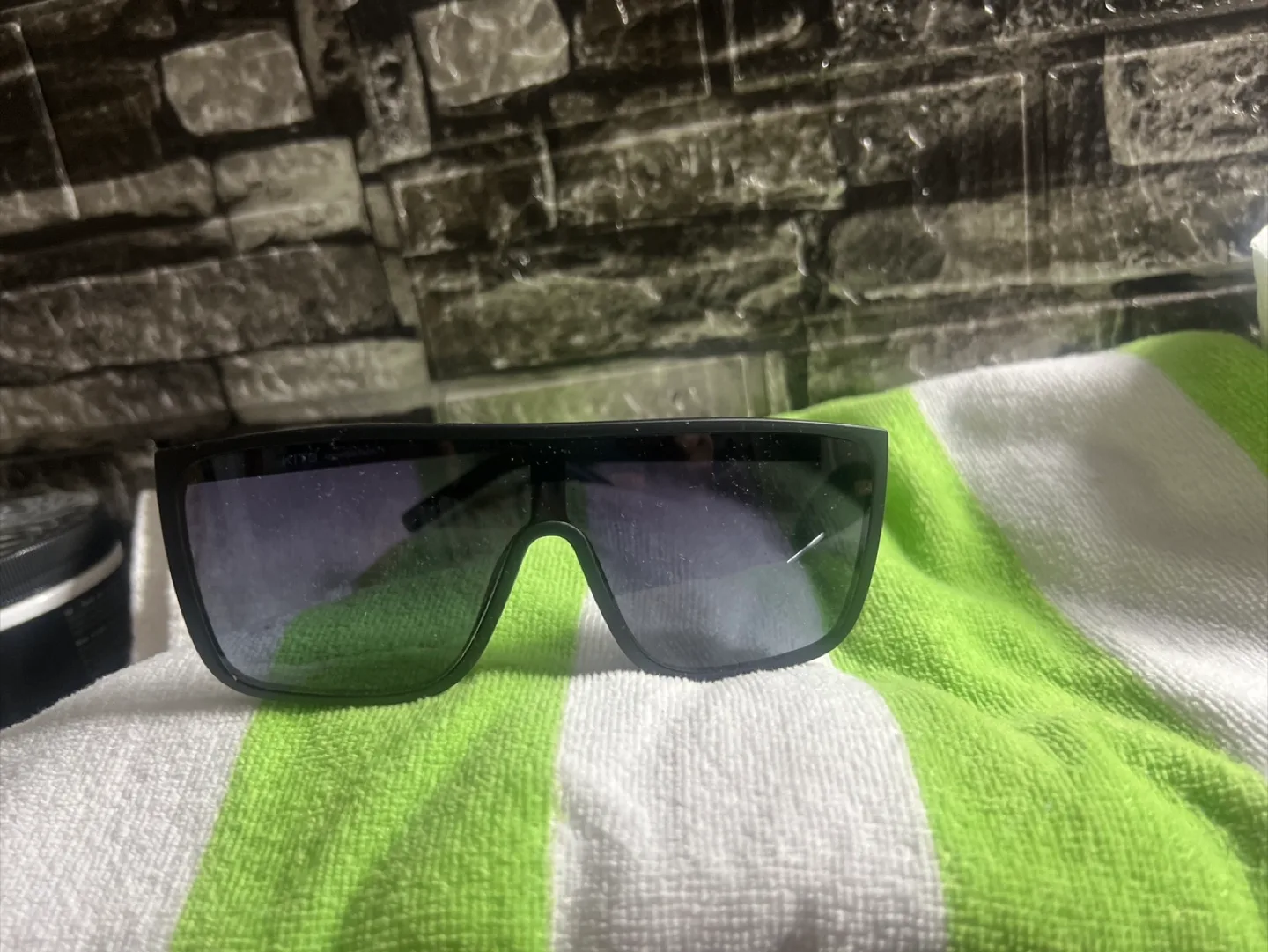 Kits Eyewear Sunglasses - Black🇨🇦 image indicator(2)