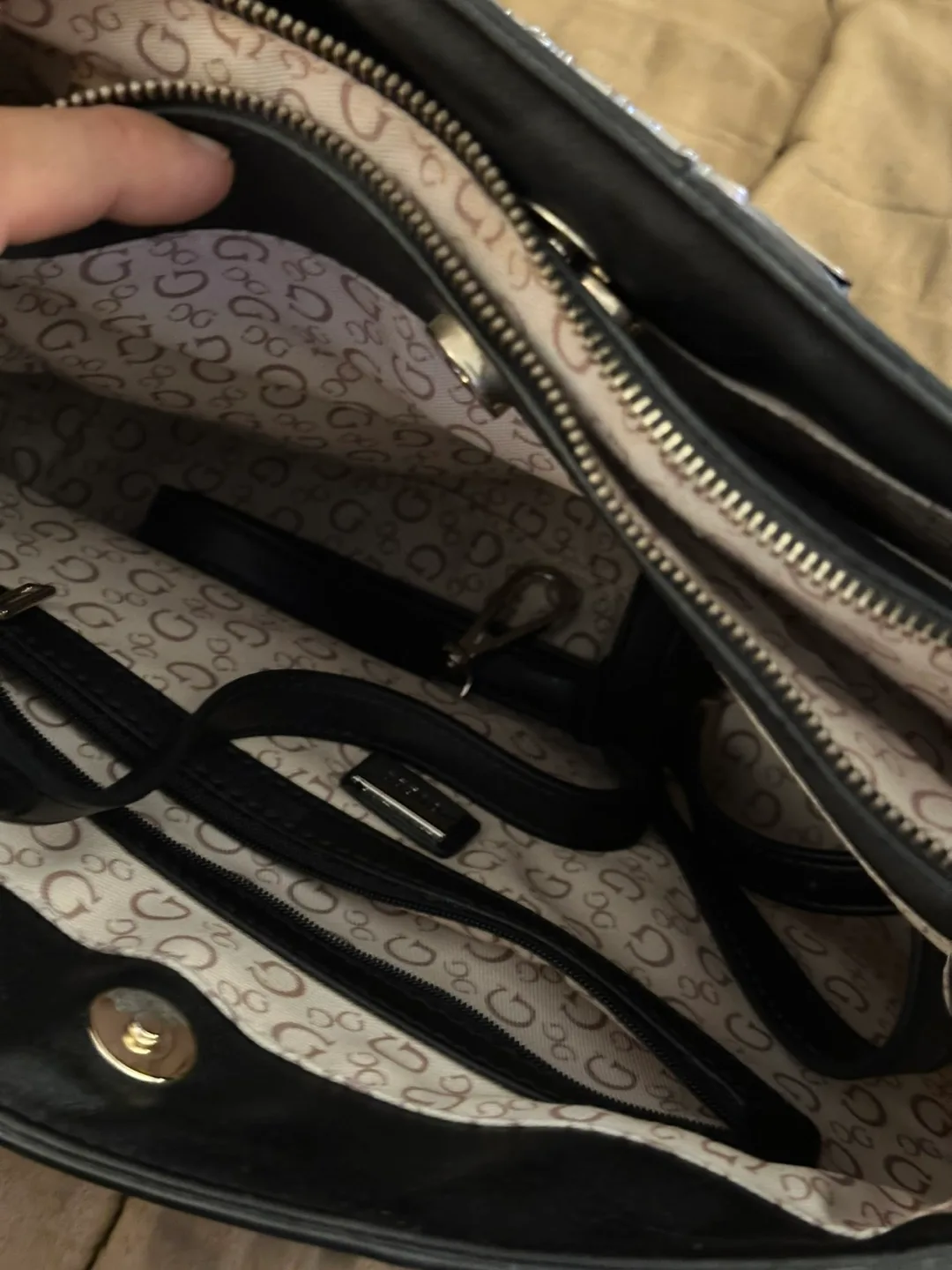 Guess Black Handbag image indicator(6)