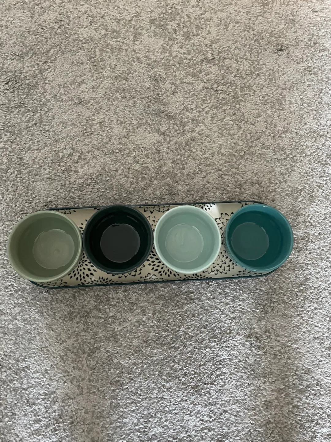 Floral Design Serving Tray with 4 Bowls thumbnail